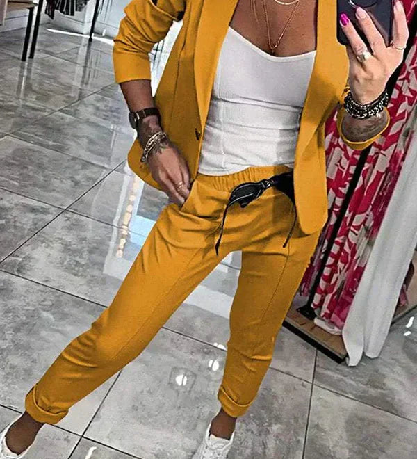 Adriana - Elegantni komplet