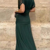 Luana - Elegantna haljina s V izrezom