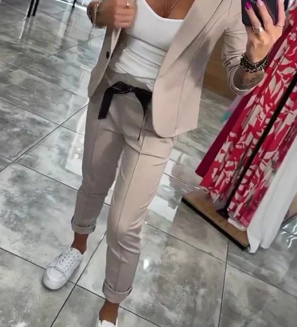 Adriana - Elegantan set